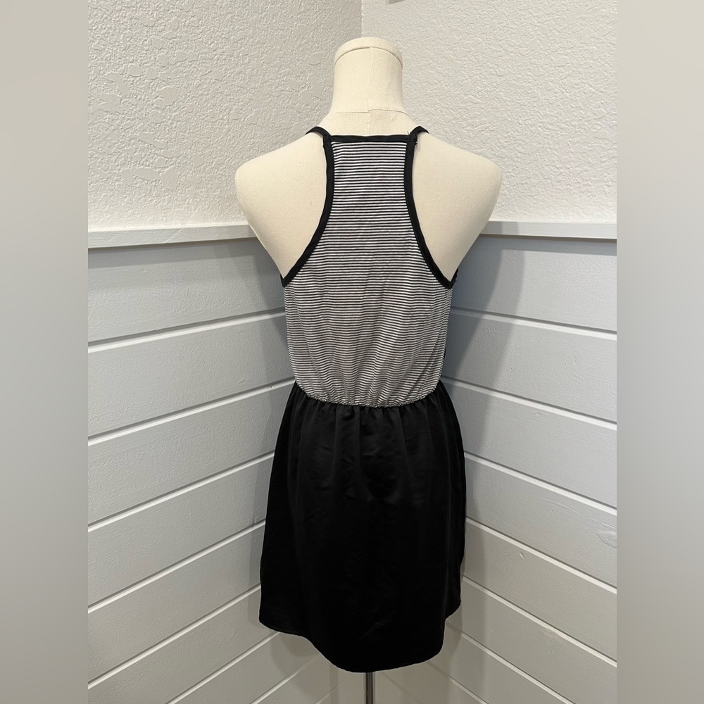 Needle & Thread Dress - Picture 5 of 7